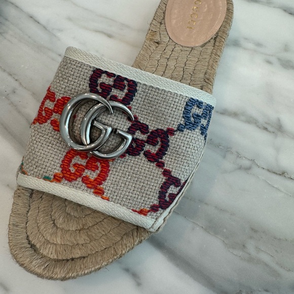 ♥️ GUCCI Rainbow & Neutral Plaque Espadrille 36 6 Excellent Condition Cute!! ♥️ - Picture 2 of 10